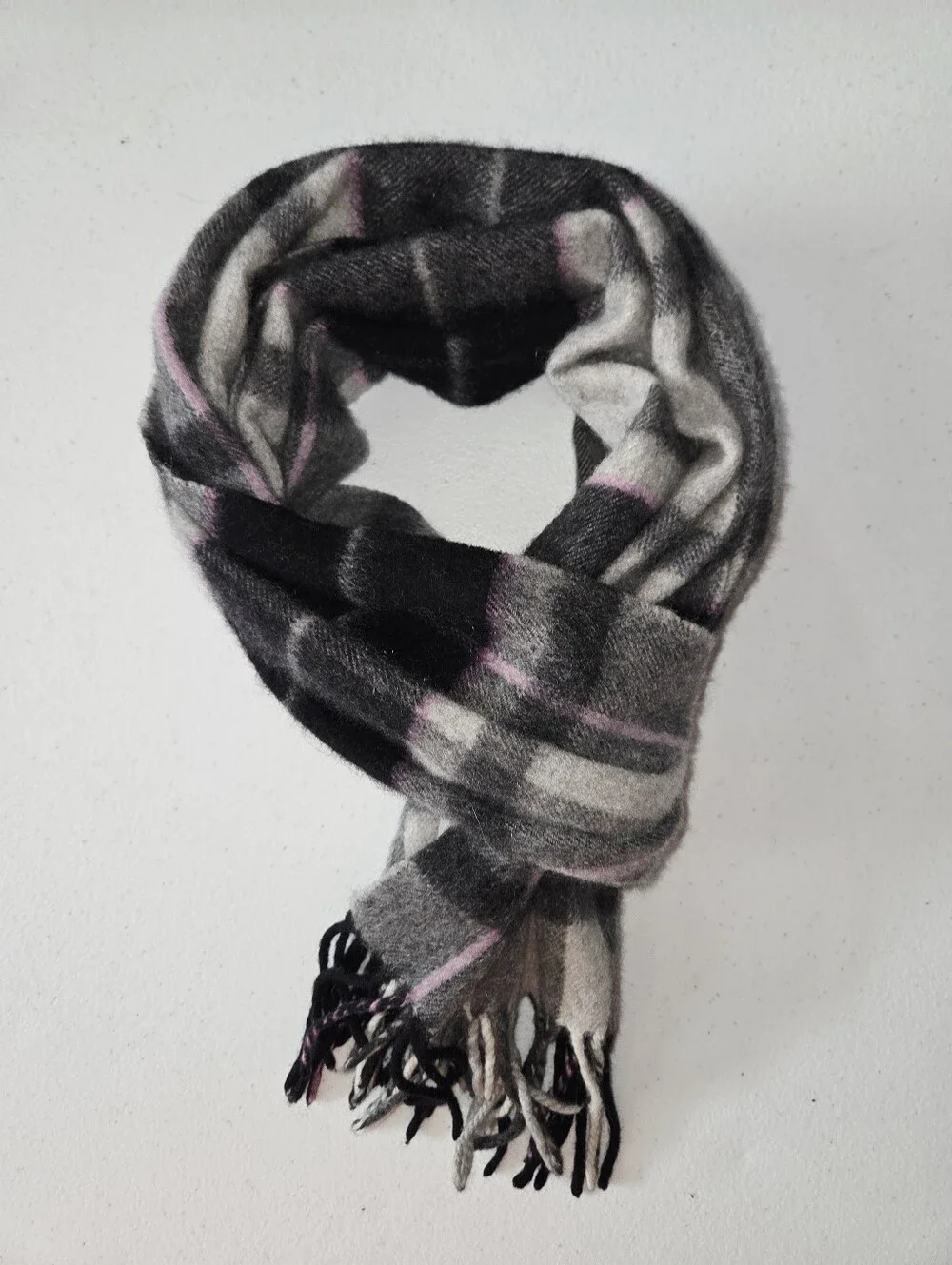 Amicale 100% Cashmere Plaid Scarf Gray Black Pink Luxury Vintage